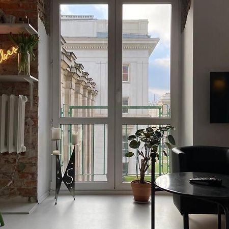 Square View Plac Zbawiciela Industrial Varşova Dış mekan fotoğraf